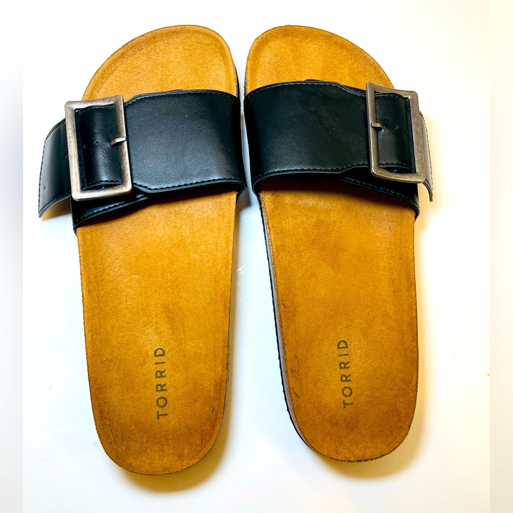 Torrid Black and Tan Women's Extra Wide Slides Sandals Excellent cons Size 9 WW